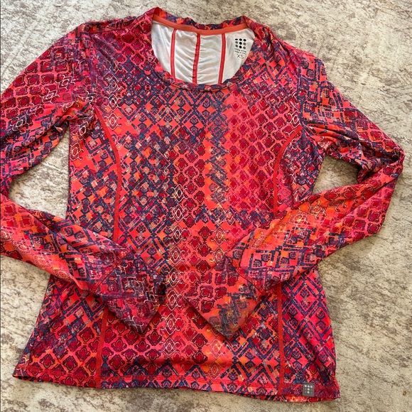 Title Nine Vibrant Red and Purple long sleeve workout extra small - Picture 1 of 8
